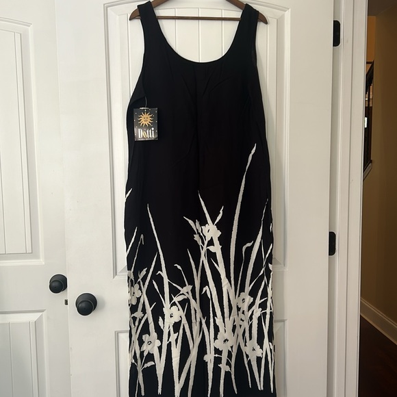 Dotti Black And White Tank Dress - Picture 3 of 8
